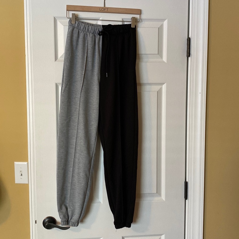 Romwe Split Color Pants